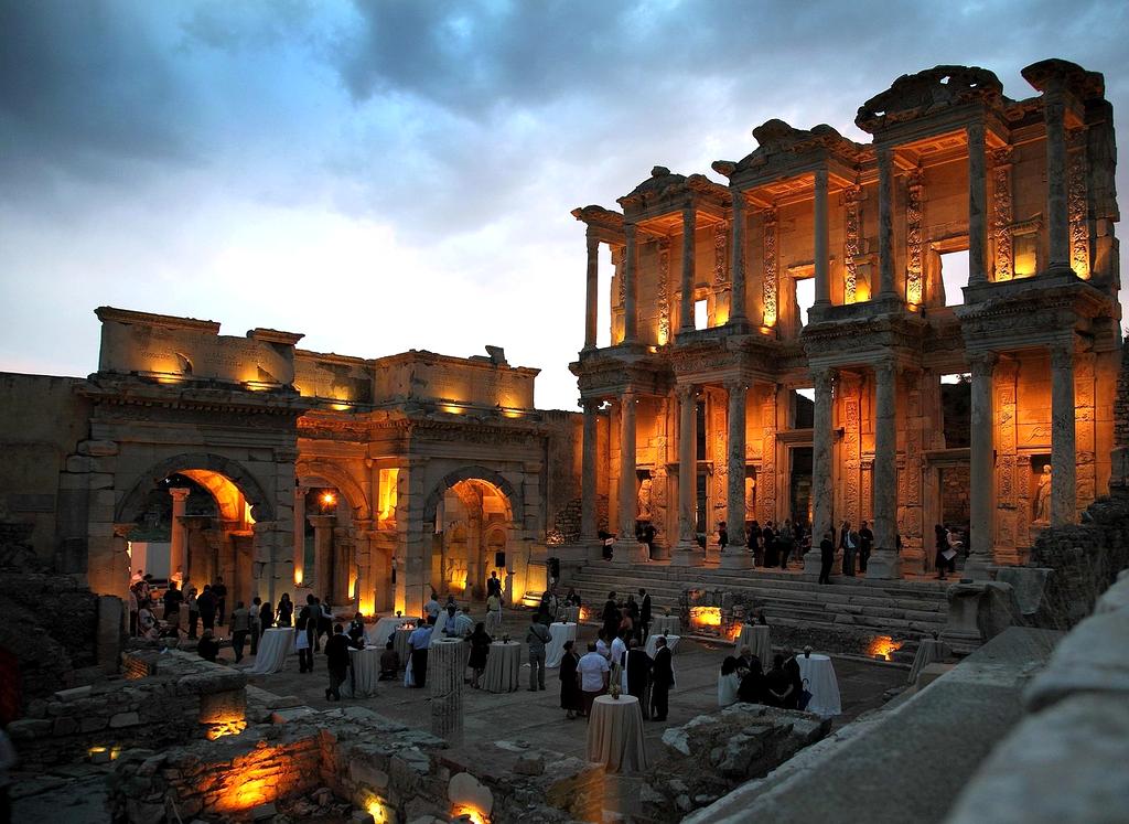 Historical photo showing early pasokoy event